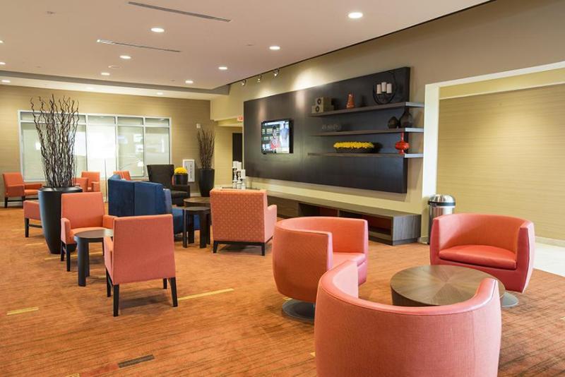 Courtyard By Marriott Midtown/rookwood Hotel Cincinnati