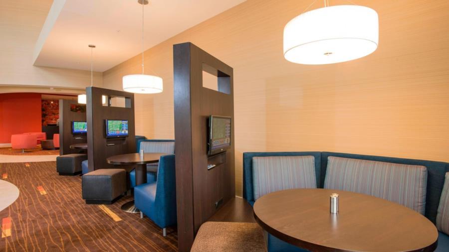 Courtyard By Marriott Midtown/rookwood Hotel