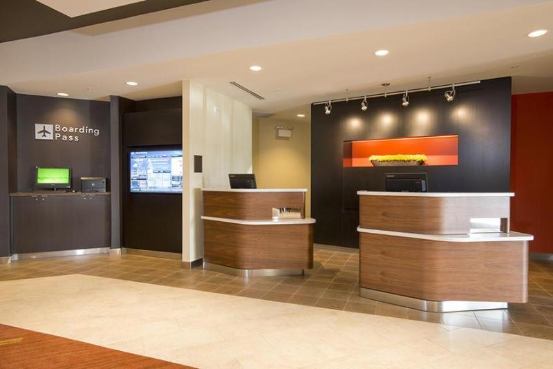 Courtyard By Marriott Midtown/rookwood 3* Cincinnati