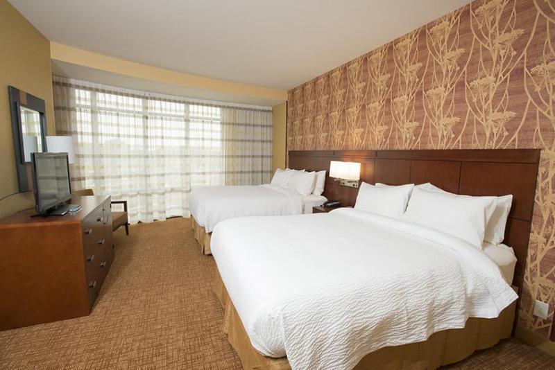 Courtyard By Marriott Midtown/rookwood Cincinnati