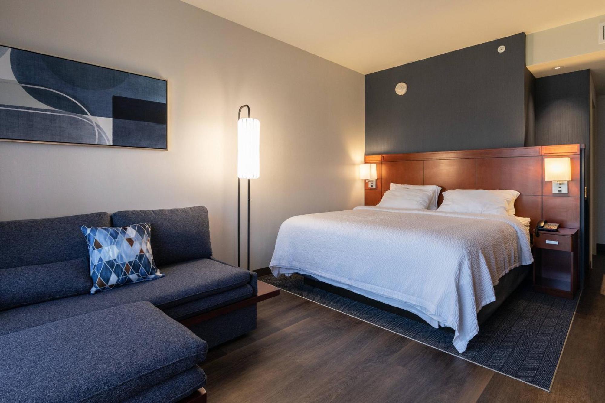 Courtyard By Marriott Midtown/rookwood 3* Cincinnati