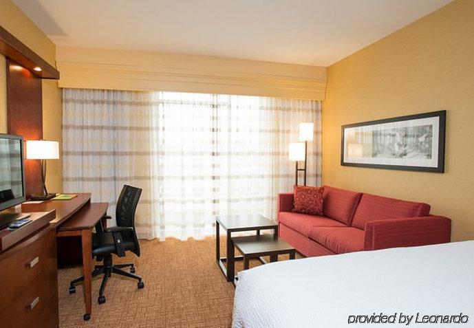 Hotel Courtyard By Marriott Midtown/rookwood Cincinnati